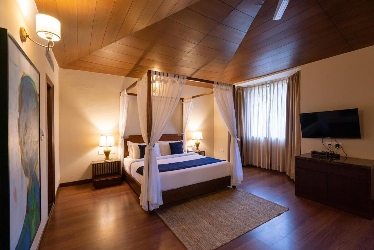 Hotel 8Fold By Larisa Shimla Esterno foto