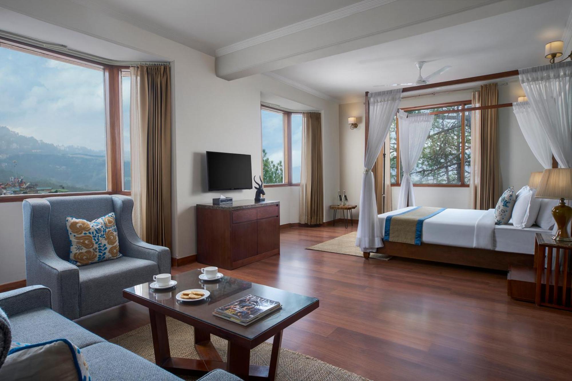 Hotel 8Fold By Larisa Shimla Esterno foto