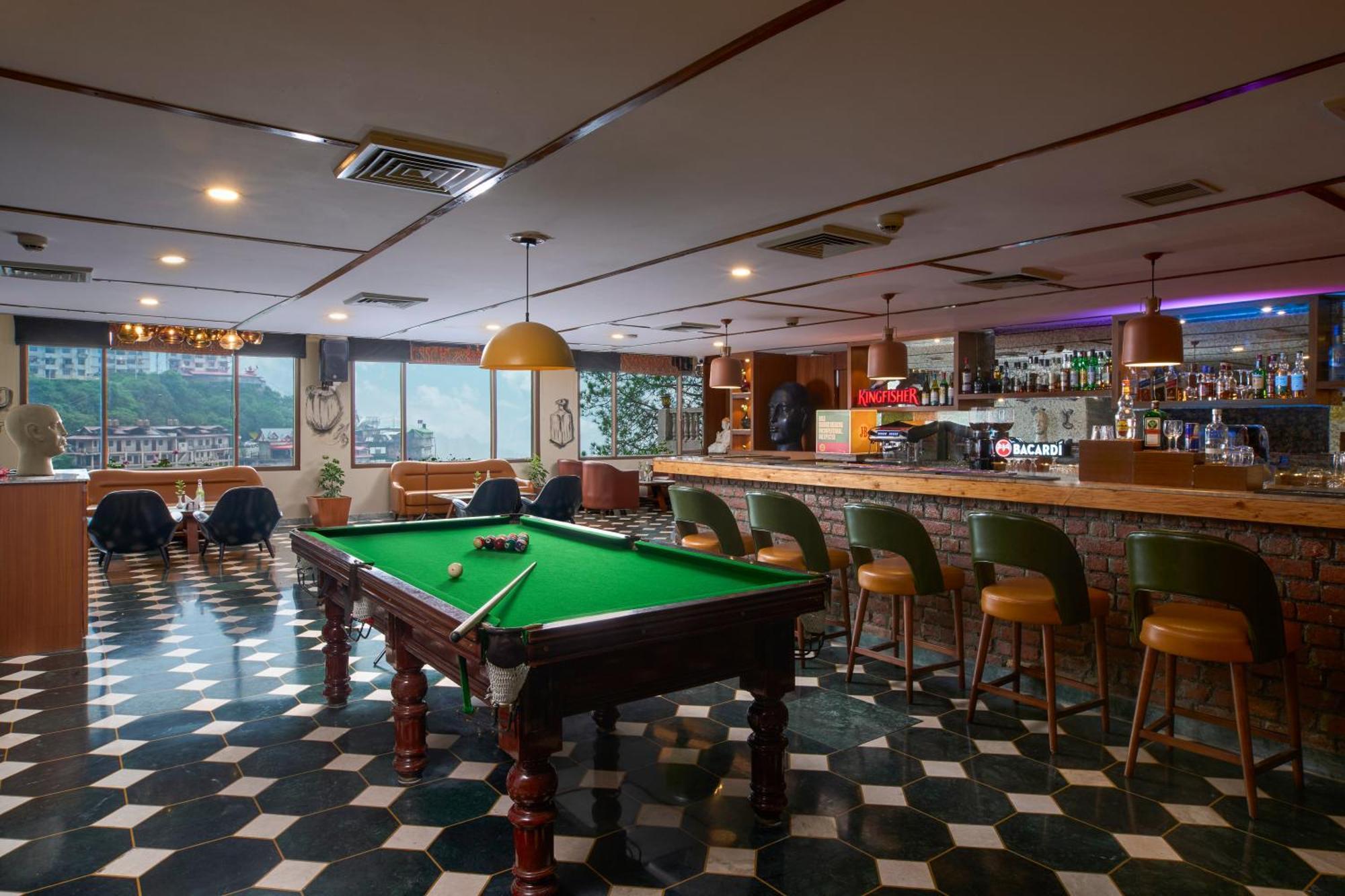 Hotel 8Fold By Larisa Shimla Esterno foto